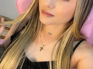 Myfreecams Sex Cam of Veronika_wins