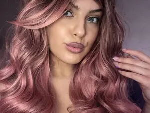 Myfreecams Free Porn Cam of ChristieRosse