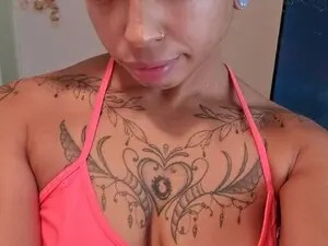 Myfreecams Nude Webcam of CherriBombzz