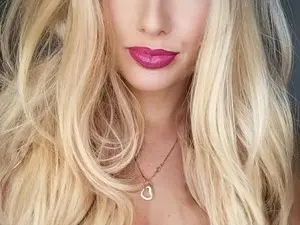 Myfreecams Nude Webcam of DiamondGirl21