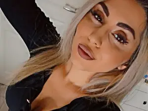 Myfreecams Watch Live Sex Cams of TorriHayes