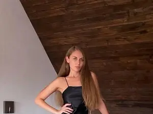 Myfreecams Adult Webcam of AliceWonderr