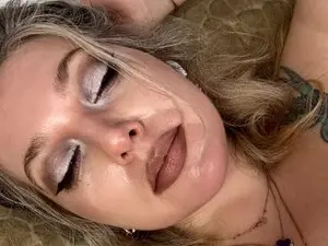 Myfreecams Free Porn Cam of BurnTheWitch_