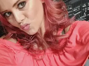 Myfreecams Adult Webcams of CherryLuv36