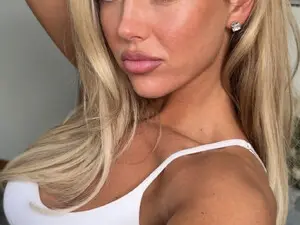 Myfreecams Adult Webcam of Naughtygal22