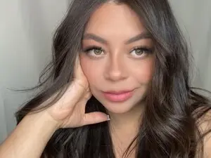 Myfreecams Free Porn Cam of Sarah_boneth