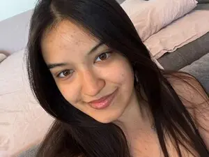 Myfreecams Best Webcam of BellaWave