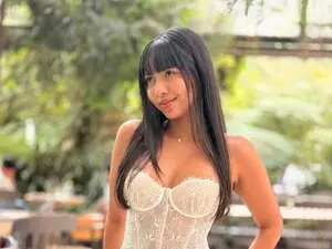 Myfreecams Adult Webcams of Aprilalen