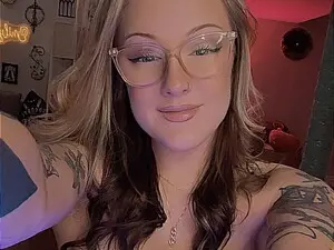 Myfreecams Live Sex of EmilyTokes
