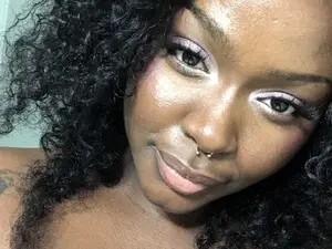 Myfreecams Watch Live Sex Cams of Spoiledeboni
