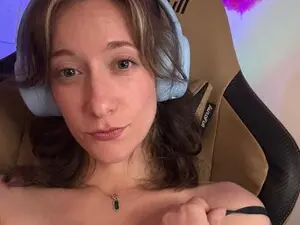 Myfreecams Free Live Porn of PreciousGemma