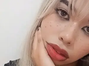Myfreecams Adult Webcams of Kitty_Burn
