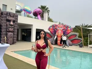 Myfreecams Live Sex Cam of Leahjonesx