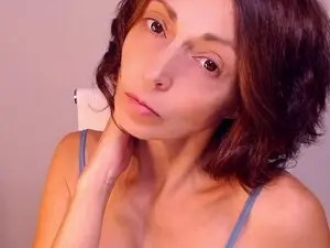 Myfreecams Nude Webcam of CaringSophie