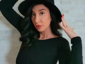 Myfreecams Adult Webcam of LeylaGracey