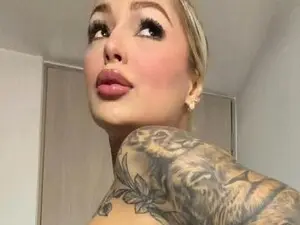 Myfreecams Private Sex Chat of Mia_hott_