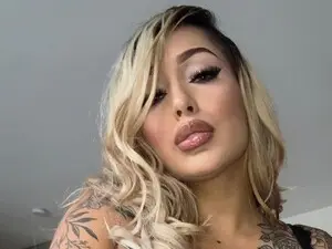 Myfreecams Private Sex Chat of Mia_hott_