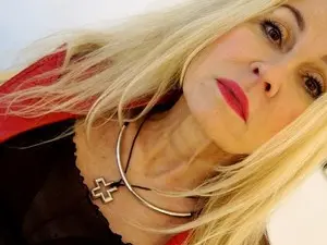 Myfreecams Free Porn Cam of Crystal_X1