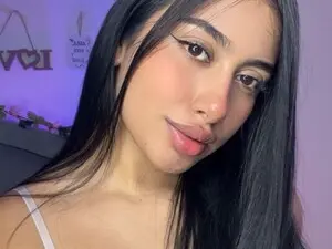 Myfreecams Adult Webcam of Laura_love18
