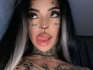 Myfreecams Live Sex of CreamyInkk