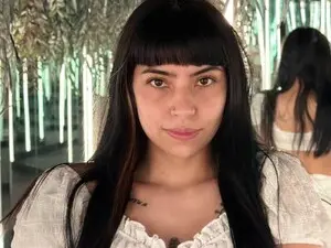 Myfreecams Live Sex Cam of SaraDesire