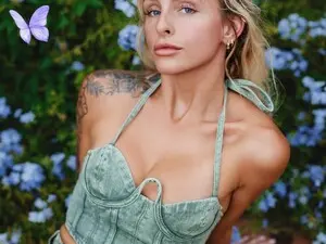 Myfreecams Watch Live Sex Cams of GodessTatiRae