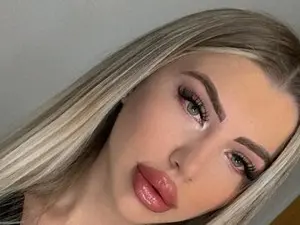 Myfreecams Sex Cam of Megan_Ros