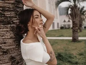 Myfreecams Live Sex Cam of Avrora_lew_