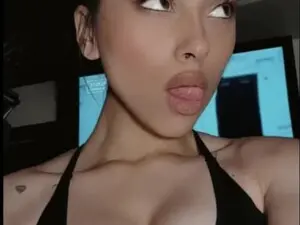 Myfreecams Free Live Porn of Cupcake_izzy