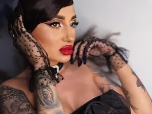 Myfreecams Watch Live Sex Cams of SonyaParker