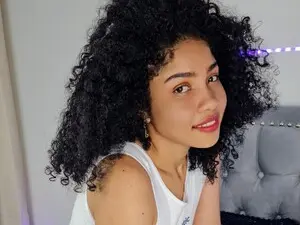 Myfreecams Watch Live Sex Cams of Madelene8