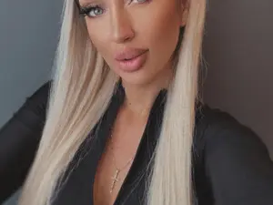 Myfreecams Adult Video Chat of Queenzoora