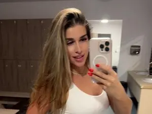 Myfreecams Adult Webcam of X_hotbaby