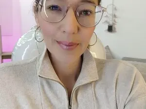 Myfreecams Watch Live Sex Cams of Antonella