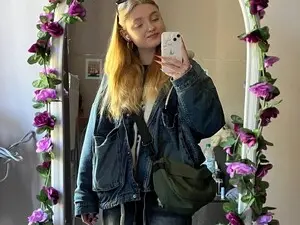 Myfreecams Live Sex of SweetmiMia