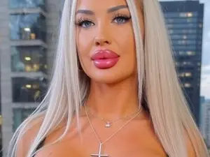 Myfreecams Adult Webcams of AwwwElla