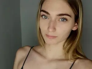 Myfreecams Nude Webcam of PersonYouNeed