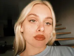 Myfreecams Free Live Porn of AngelOfBoom