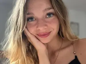 Myfreecams Sex Cam of Yukiia