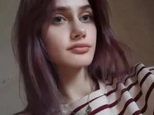 Myfreecams Nude Webcam of NicoleDaviss