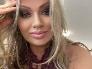 Myfreecams Best live sex cam show of Love_Catalina