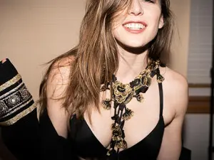 Myfreecams Live Sex Cam of She_is_Sam