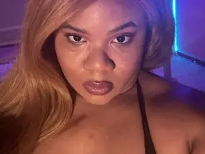 Myfreecams Watch Live Sex Cams of MarinaMarinab
