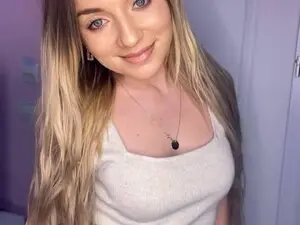 Myfreecams Private Sex Chat of SkyEyesLuna