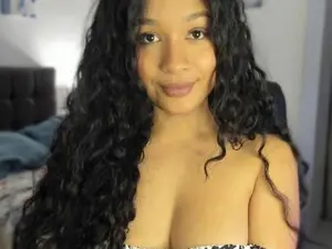 Myfreecams Best live sex cam show of Sexy_latina69