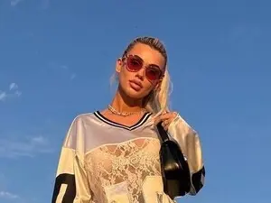 Myfreecams Nude Webcam of Serene_Sophie