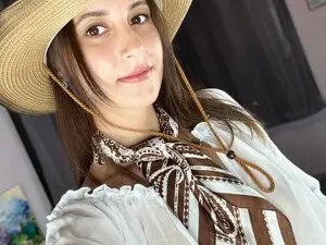 Myfreecams Adult Webcam of SoLovelyAnna