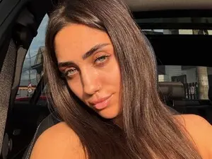 Myfreecams Live Sex of IsLucyCherry