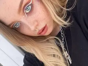 Myfreecams Adult Webcam of MonaLauu