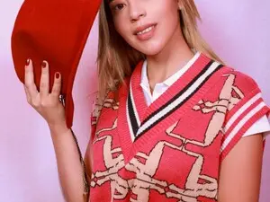 Myfreecams Adult Webcam of Carolblonde